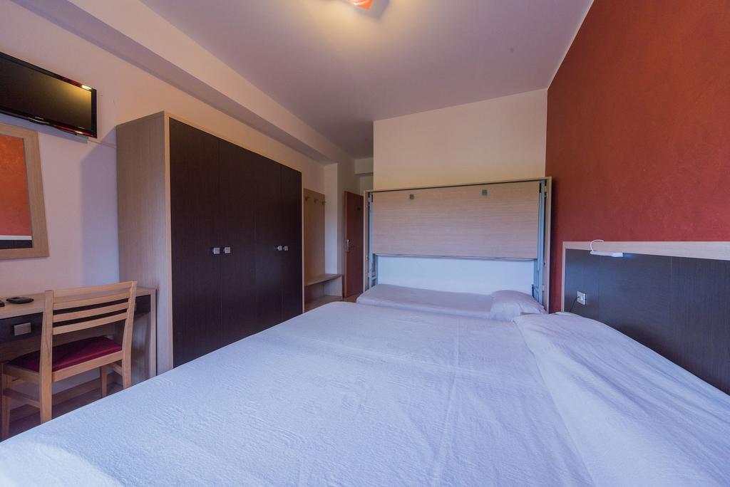 Hotel Del Camerlengo 파라산마르티노 객실 사진