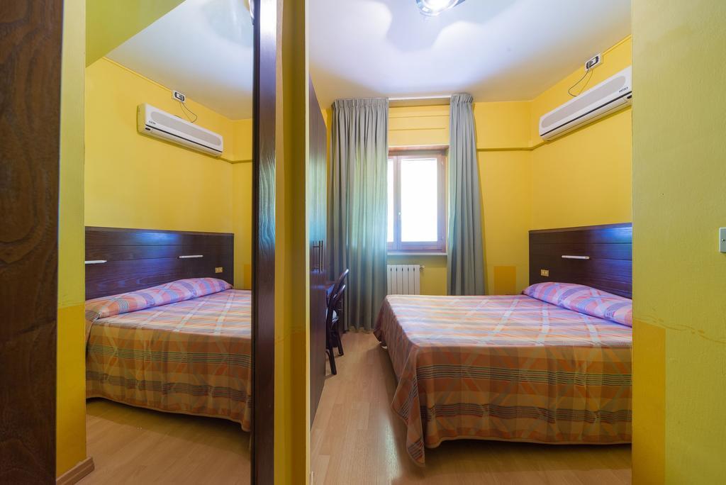 Hotel Del Camerlengo 파라산마르티노 객실 사진